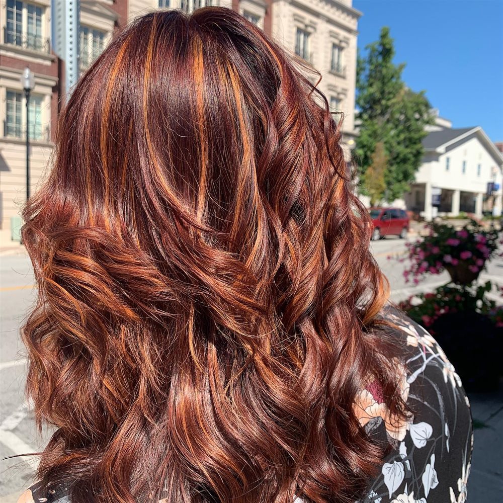 I Wanna Swing From the Chandelierrr 🎶 @ Chandelier Hair Studio - Mindshair  - ManeReviews.com